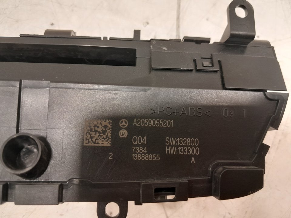 MANDO RADIO MERCEDES-BENZ CLASE C (W205) LIM. C 200 d 7G-Tronic Plus (205.007)