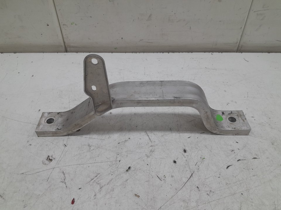 SOPORTE MERCEDES-BENZ CLASE C (W205) LIM. C 200 d 7G-Tronic Plus (205.007)