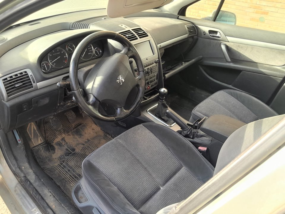 PEUGEOT 407 ST Confort Motor 2,2 Ltr. - 116 kW foto 7