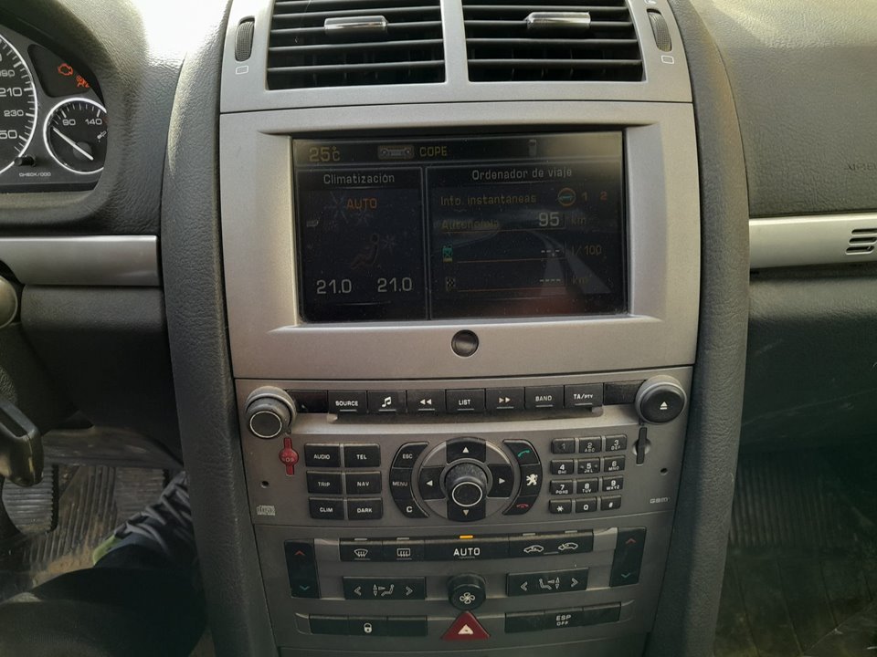 PEUGEOT 407 ST Confort Motor 2,2 Ltr. - 116 kW foto 9