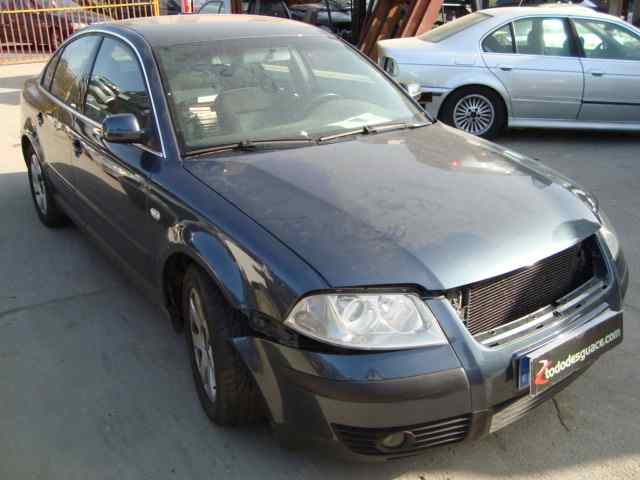 VOLKSWAGEN PASSAT BERLINA (3B3) Advance Motor 2,3 Ltr. - 125 kW V5
