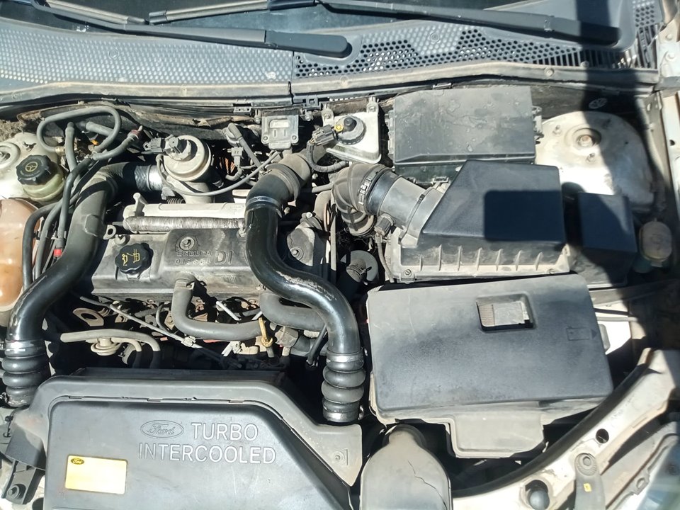 FORD FOCUS BERLINA (CAK) Ambiente Motor 1,8 Ltr. - 66 kW TDDI Turbodiesel CAT
