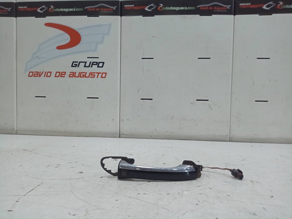 MANETA EXTERIOR DELANTERA DERECHA