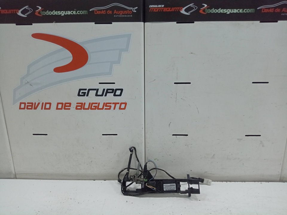 SOPORTE MANETA EXTERIOR DELANTERA DERECHA