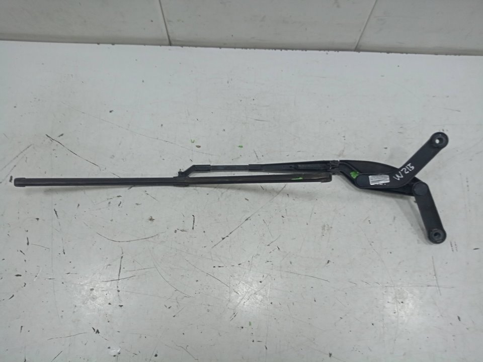 BRAZO LIMPIA DELANTERO DERECHO foto 3