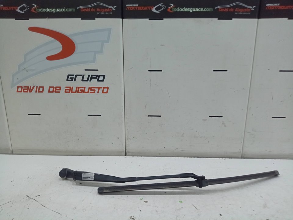 BRAZO LIMPIA DELANTERO IZQUIERDO