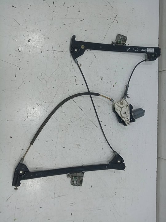 ELEVALUNAS DELANTERO IZQUIERDO foto 2