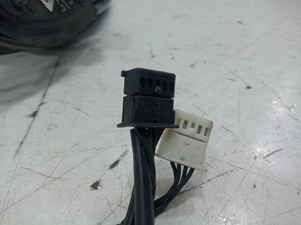 RETROVISOR DERECHO foto 4