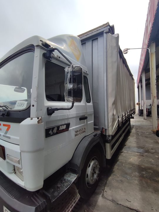 RENAULT MIDLINER 180 4X2 EURO 2 6.174 CM3 6 cilindros