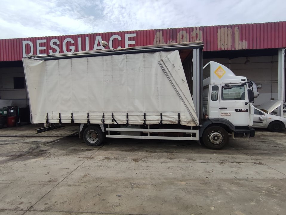 RENAULT MIDLINER 180 4X2 EURO 2 6.174 CM3 6 cilindros