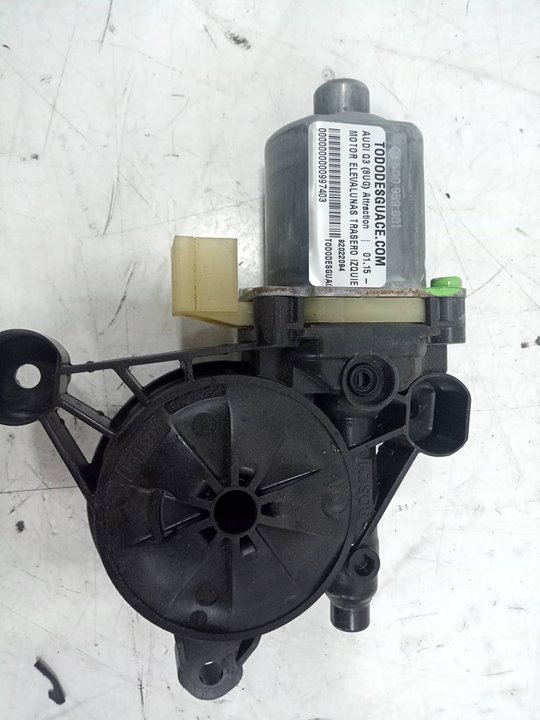 MOTOR ELEVALUNAS TRASERO IZQUIERDO foto 2