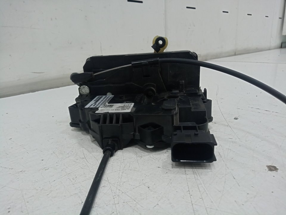 CERRADURA PUERTA DELANTERA IZQUIERDA MERCEDES-BENZ ANTOS BM 963.XXX 2-ACHSER 18XX 4x2 OM470 SZM M ClassicSpace