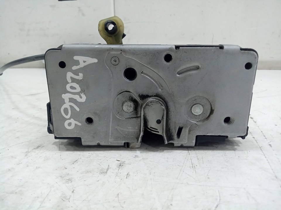 CERRADURA PUERTA DELANTERA IZQUIERDA MERCEDES-BENZ ANTOS BM 963.XXX 2-ACHSER 18XX 4x2 OM470 SZM M ClassicSpace
