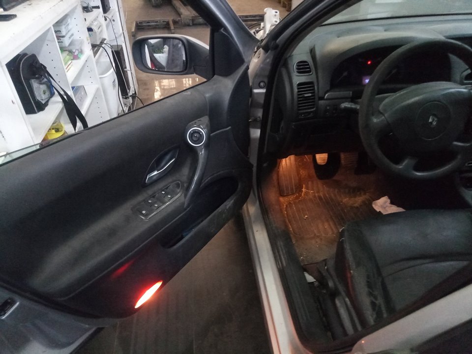 RENAULT LAGUNA II (BG0) Authentique Motor 1,9 Ltr. - 81 kW dCi Diesel FAP CAT foto 9