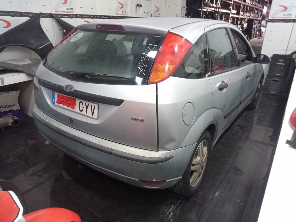 FORD FOCUS BERLINA (CAK) Ambiente Motor 1,8 Ltr. - 66 kW TDDI Turbodiesel CAT foto 5