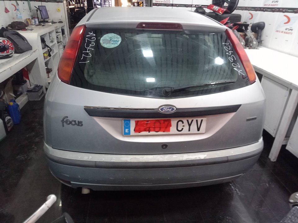 FORD FOCUS BERLINA (CAK) Ambiente Motor 1,8 Ltr. - 66 kW TDDI Turbodiesel CAT foto 6