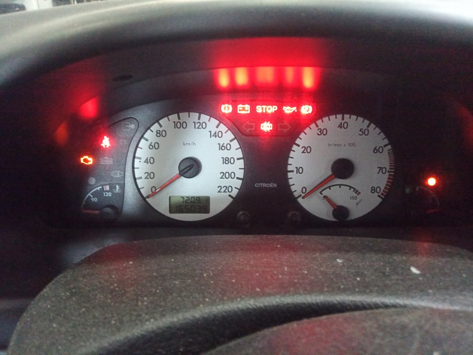 CITROEN XSARA COUPE 1.6i 16V VTS Motor 1,6 Ltr. - 80 kW 16V CAT (NFU / TU5JP4) foto 11