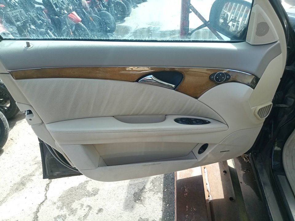 CONJUNTO INTERIOR ASIENTOS Y GUARNECIDOS MERCEDES-BENZ CLASE E (W211) BERLINA E 500  4-Matic (211.083)