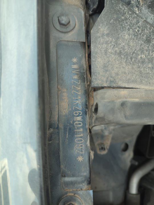 VOLKSWAGEN GOLF V BERLINA (1K1) Highline Motor 1,6 Ltr. - 75 kW