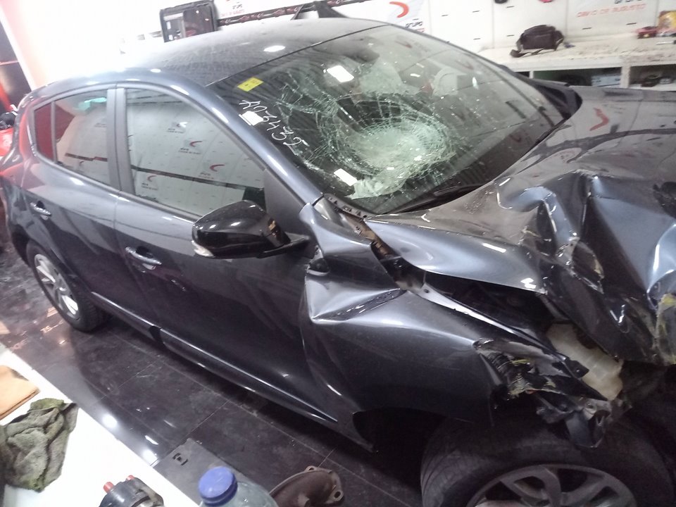 RENAULT MEGANE III BERLINA 5 P Dynamique Motor 1,5 Ltr. - 78 kW dCi Diesel