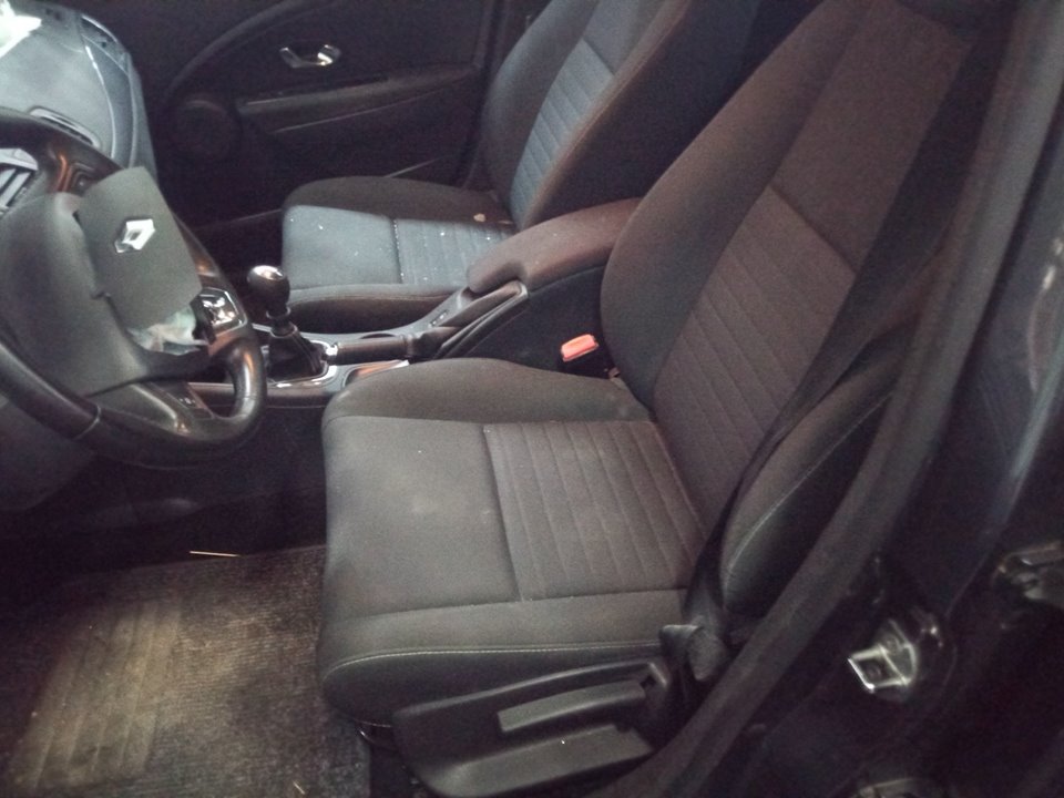 RENAULT MEGANE III BERLINA 5 P Dynamique Motor 1,5 Ltr. - 78 kW dCi Diesel