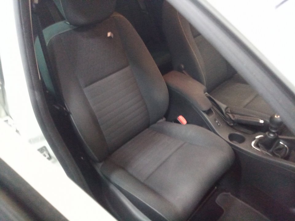 ASIENTO DELANTERO DERECHO RENAULT MEGANE III SPORT TOURER Intens