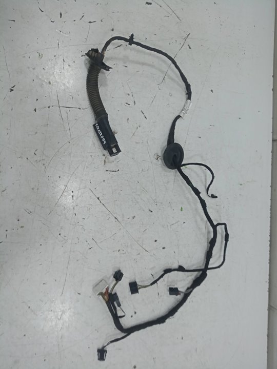 CABLES PUERTA AUDI Q3 (8UG) Attraction   |   01.15 - 12.18