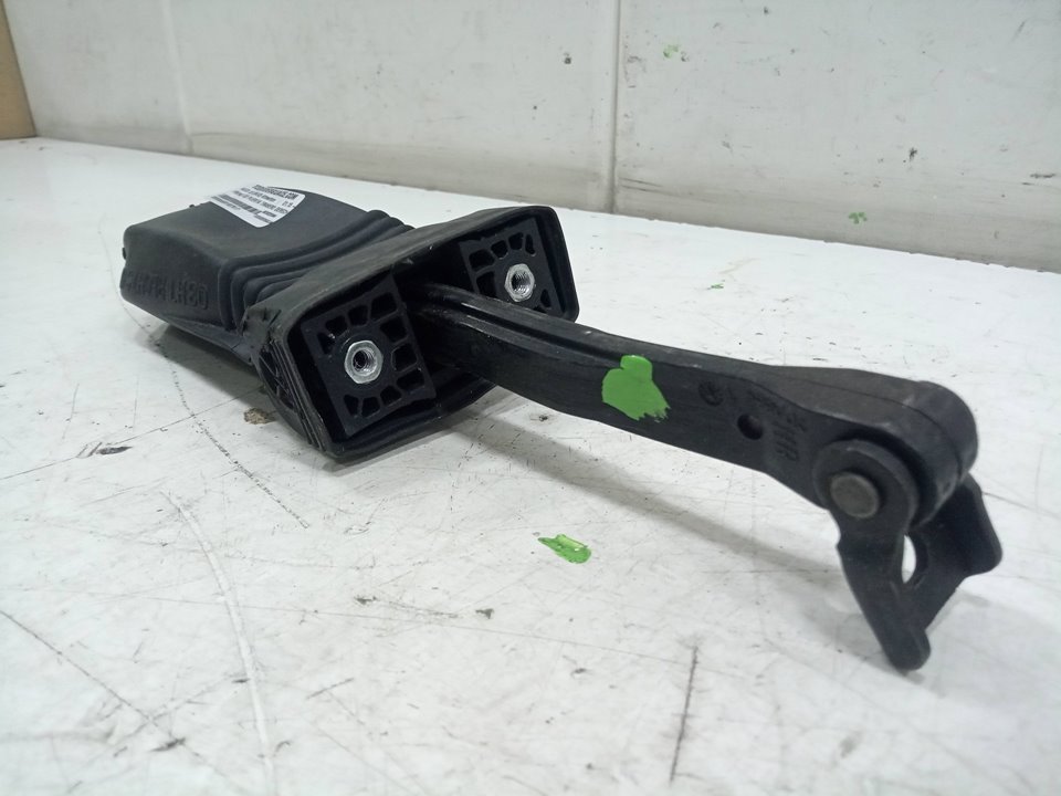 FRENO DE PUERTA TRASERO DERECHO AUDI Q3 (8UG) Attraction   |   01.15 - 12.18
