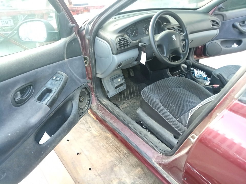 PEUGEOT 406 BERLINA (S1/S2) STDT Motor 1,9 Ltr. - 66 kW Turbodiesel CAT foto 7