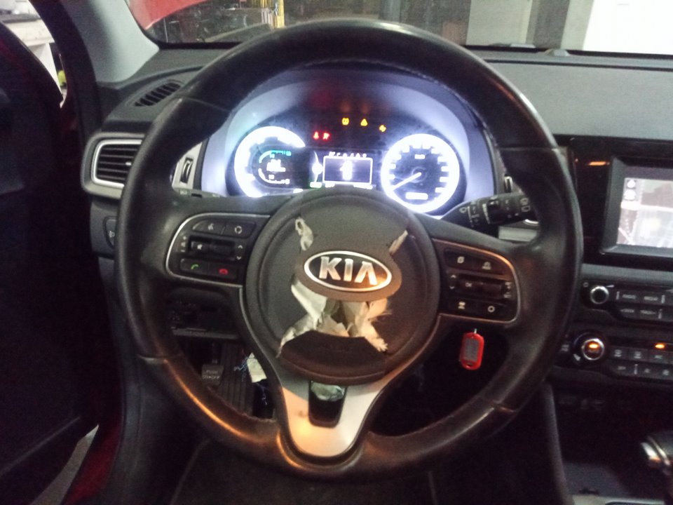 KIA NIRO Business Híbrido 104 kW (Motor 1,6 Ltr. - 77 kW)