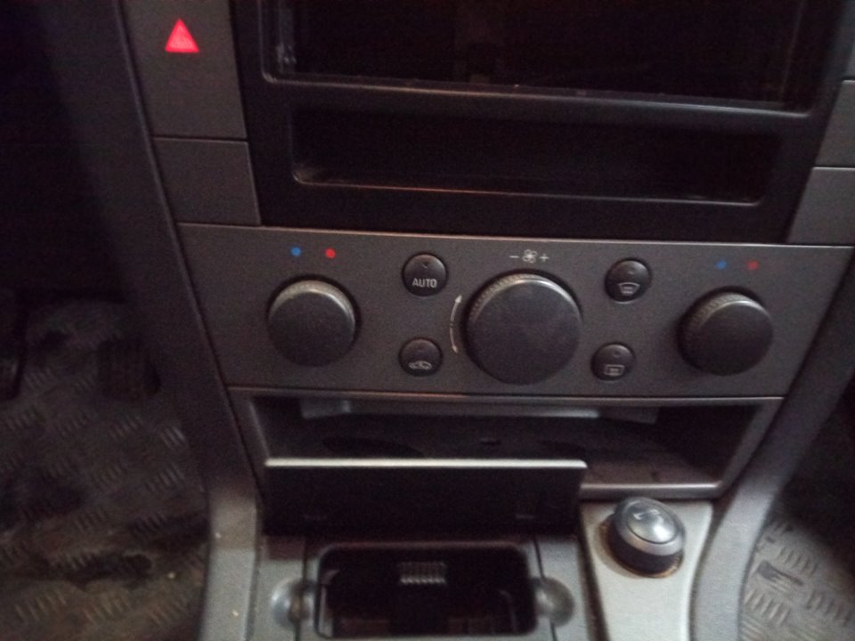 OPEL VECTRA C BERLINA Club Motor 1,8 Ltr. - 90 kW 16V CAT (Z 18 XE / 2H9)