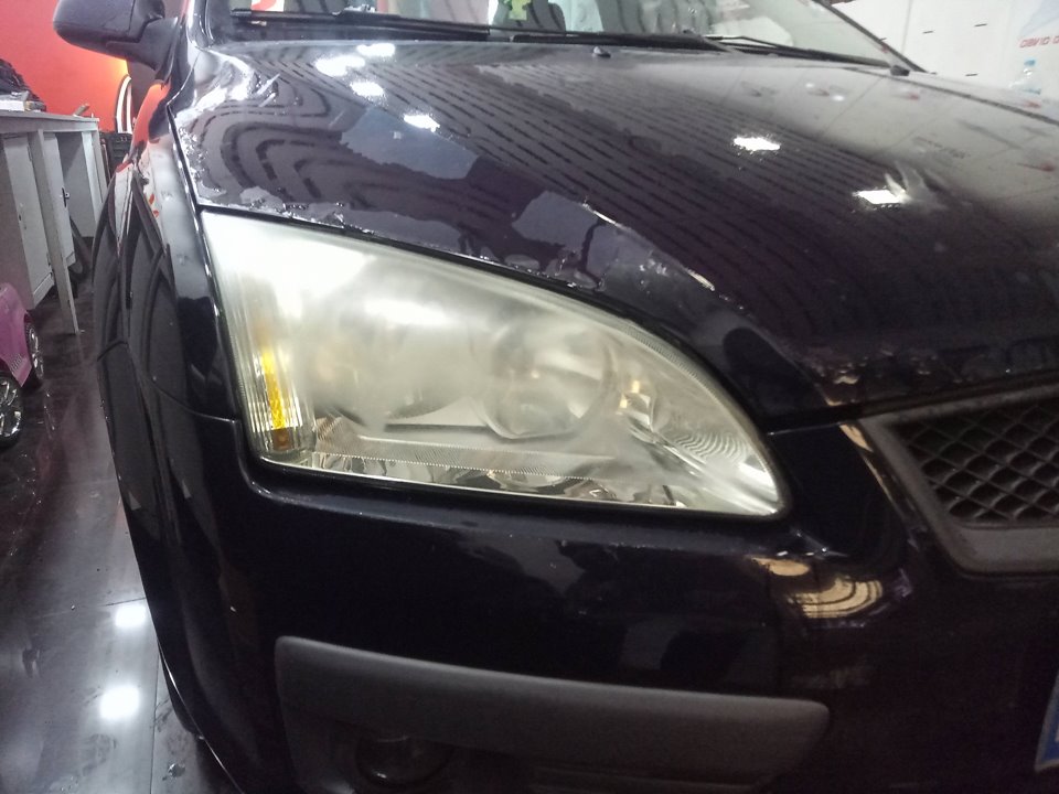 FORD FOCUS BERLINA (CAP) Ambiente (D) Motor 1,8 Ltr. - 85 kW TDCi Turbodiesel CAT