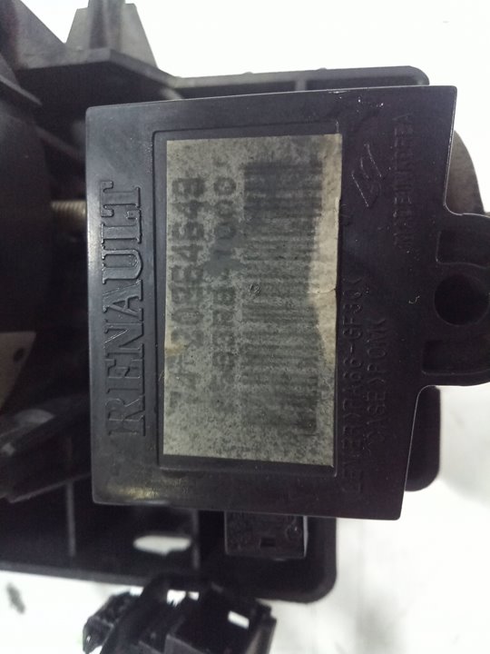 ANILLO AIRBAG Y MANDO MULTIFUNCION RENAULT MAGNUM AB 2005 Cabina adel.tractor semirr. GV     4X2    4XX.18 Gran espacio   |   12.06 - 12.09