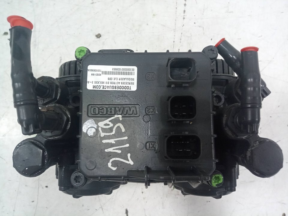 MODULADOR EJE EBS MERCEDES ACTROS BM 963.XXX 3-ACHSER 25XX 6x2 OM473 SZM L BigSpace   |   05.13 - ...