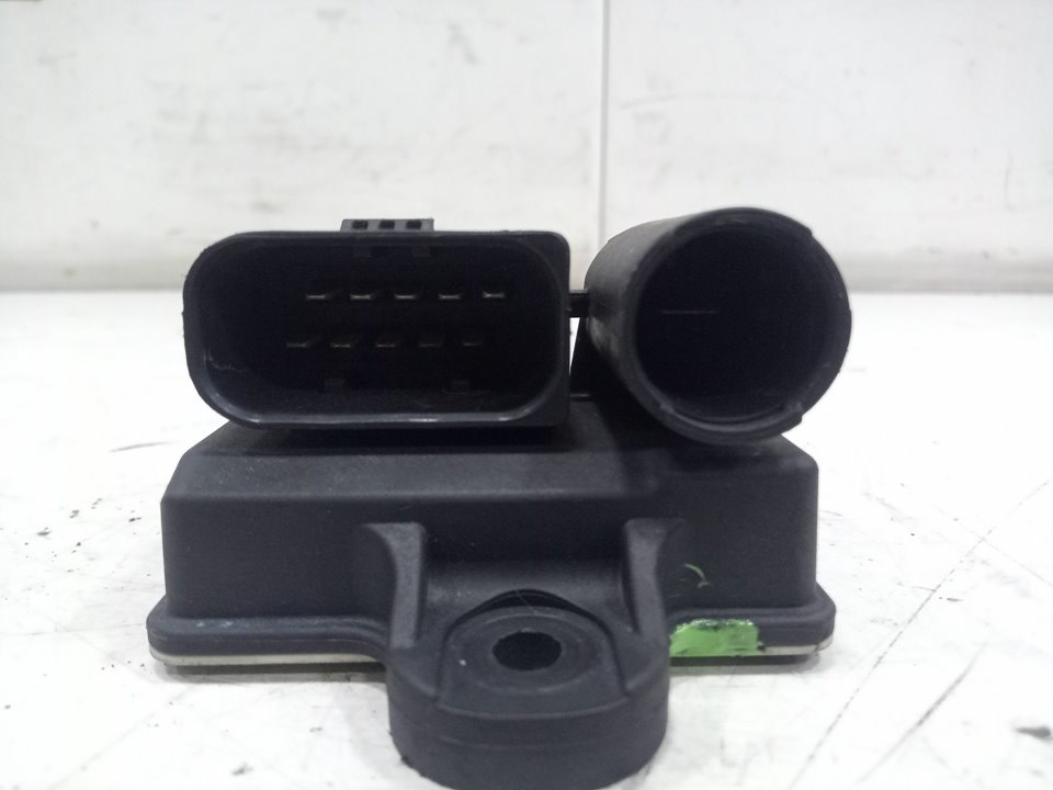 CAJA PRECALENTAMIENTO MERCEDES-BENZ SPRINTERII CAJA ABIERTA, DOBLE CAB. (DESDE 01.06) 209/211/213/215          CDI  (906.211/213)