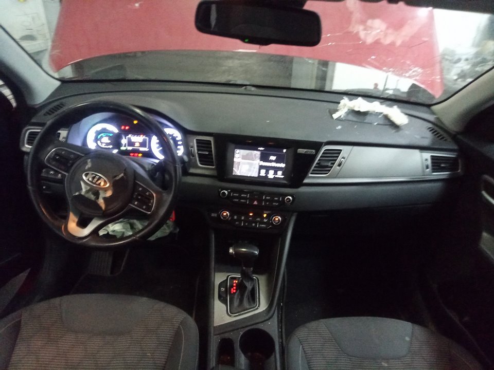 GUANTERA KIA NIRO Business