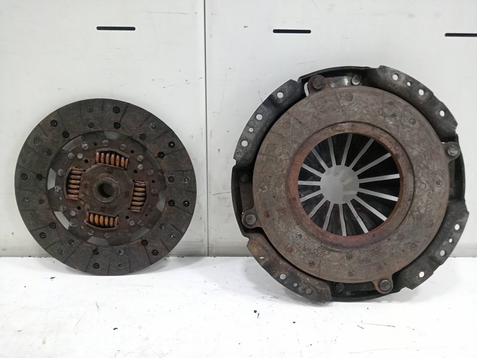 KIT EMBRAGUE NISSAN ATLEON ZD30