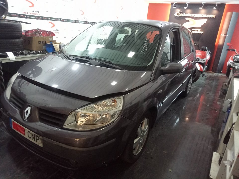 RENAULT SCENIC II Confort Authentique Motor 1,6 Ltr. - 83 kW 16V