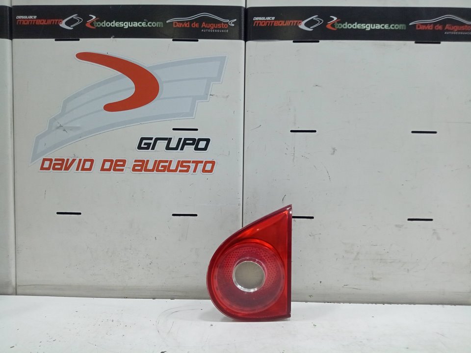 PILOTO INTERIOR TRASERO DERECHO