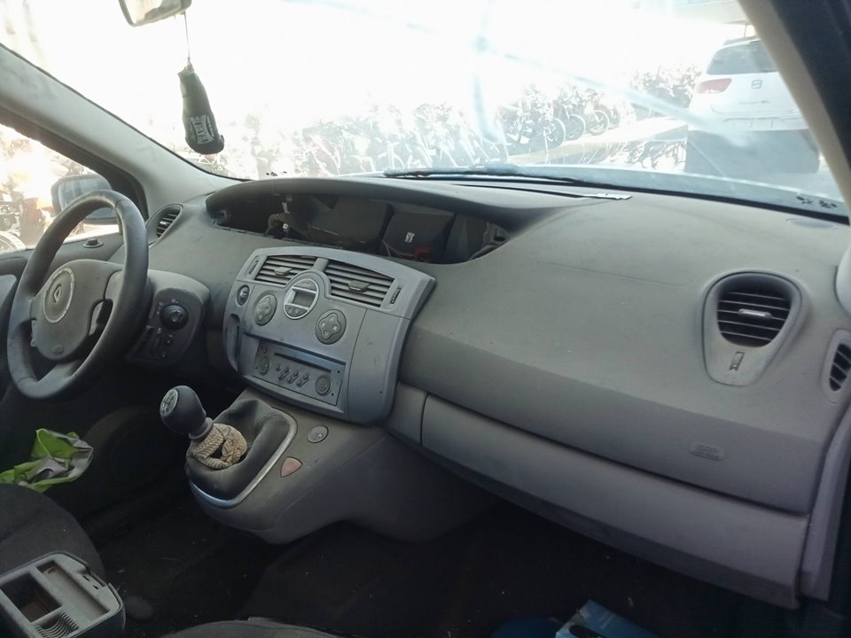 RENAULT SCENIC II Authentique Motor 1,5 Ltr. - 78 kW dCi Diesel