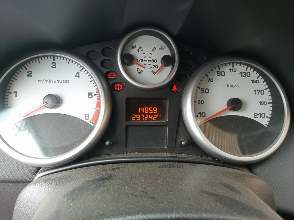 PEUGEOT 207 Confort Motor 1,6 Ltr. - 66 kW 16V HDi