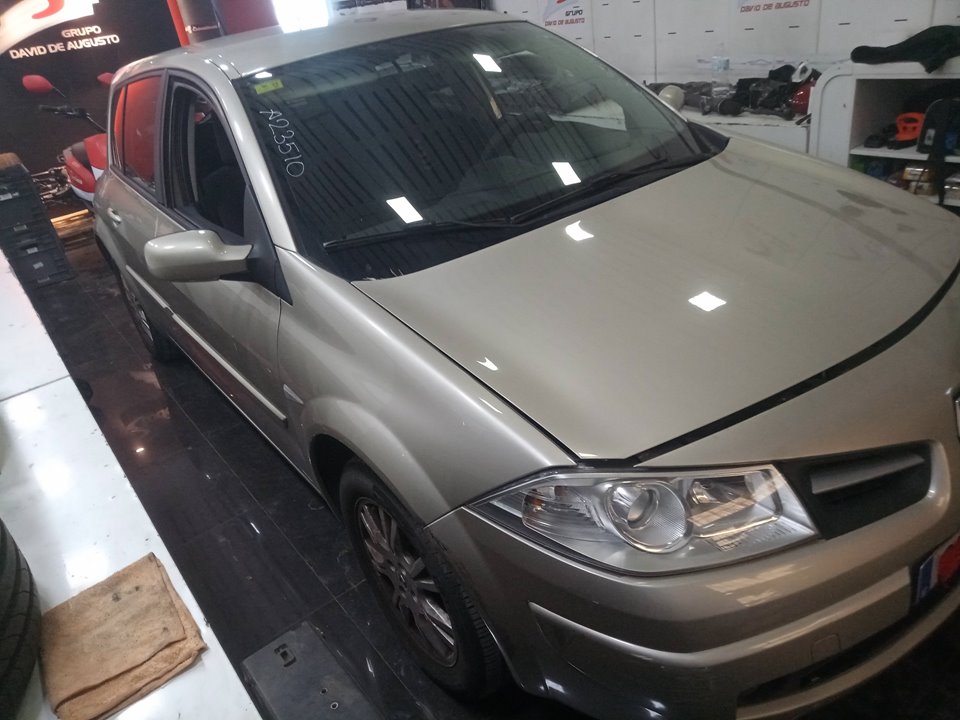 RENAULT MEGANE II BERLINA 5P Confort Dynamique Motor 1,5 Ltr. - 78 kW dCi Diesel