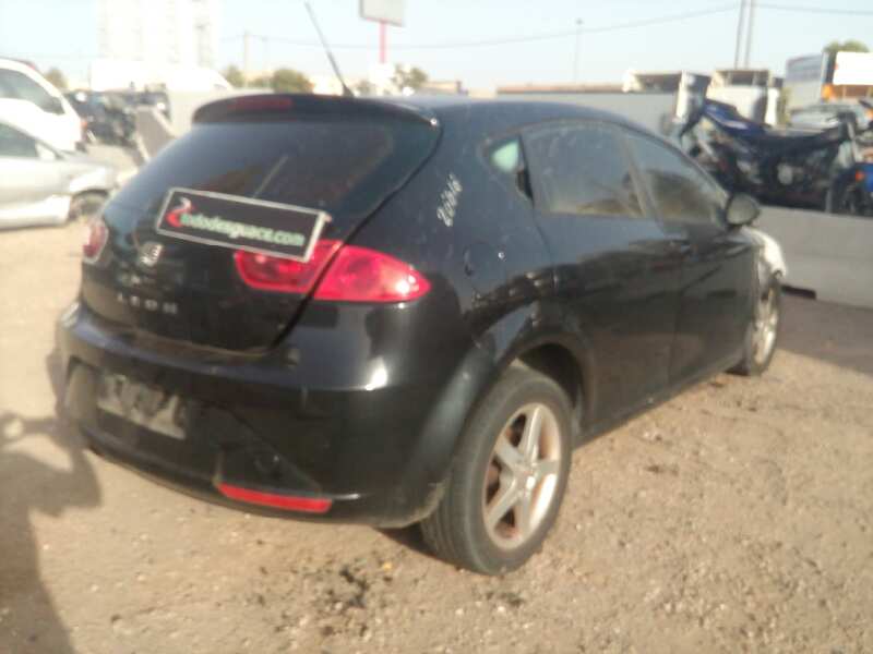 SEAT LEON (1P1) Emocion Motor 1,9 Ltr. - 66 kW TDI