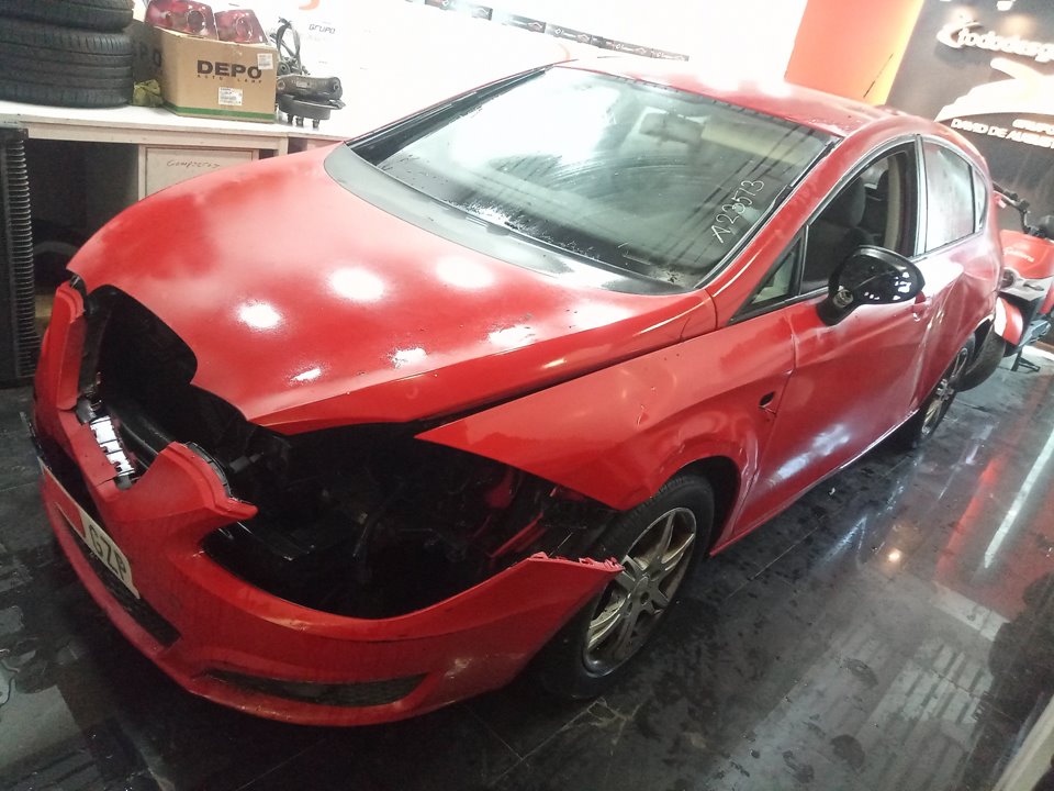 SEAT LEON (1P1) Reference Ecomotive Motor 1,6 Ltr. - 77 kW TDI