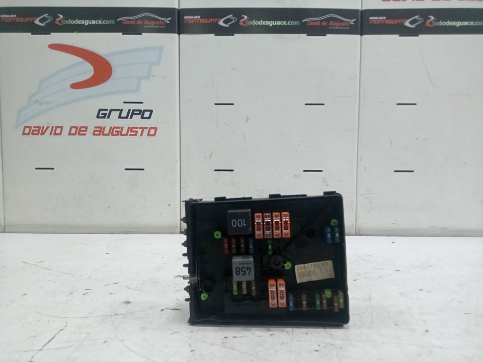 CAJA RELES / FUSIBLES VOLKSWAGEN GOLF V BERLINA (1K1) Highline