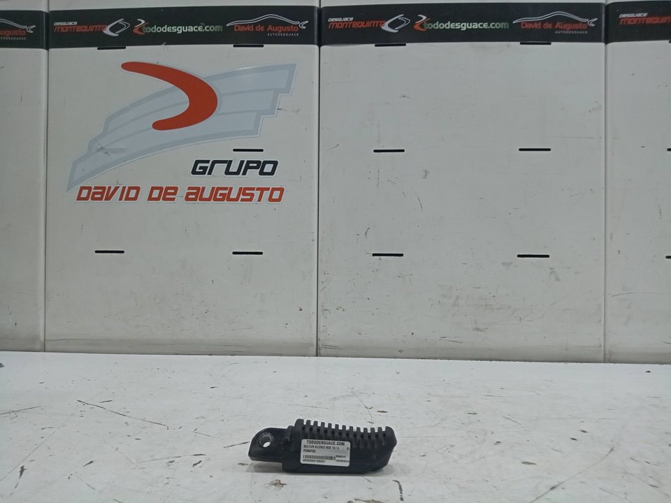 POSAPIES SCUTUM SILENCE S02/ 10 / 4    |   01.21 - 12.21