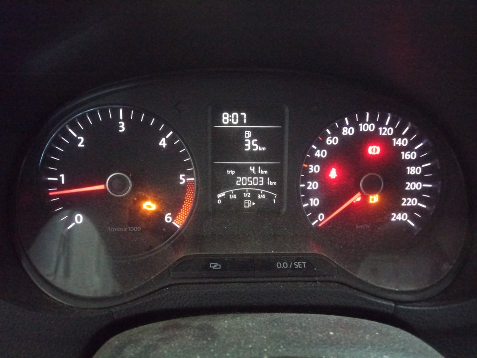 VOLKSWAGEN POLO (6R1) Advance Motor 1,6 Ltr. - 55 kW TDI