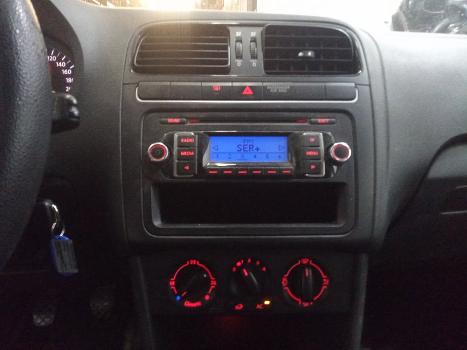 VOLKSWAGEN POLO (6R1) Advance Motor 1,6 Ltr. - 55 kW TDI