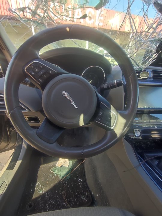 JAGUAR XE Prestige Motor 2,0 Ltr. - 132 kW Diesel CAT