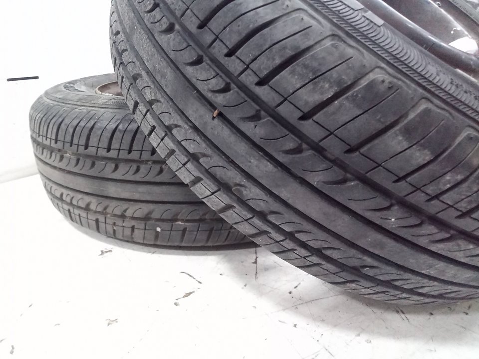 PAREJA NEUMATICO SEAT CORDOBA BERLINA (6K2) Dream   |   05.96 - ...